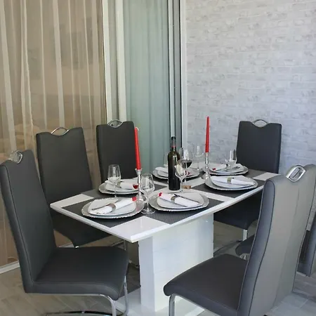 On Beach-mamaia *