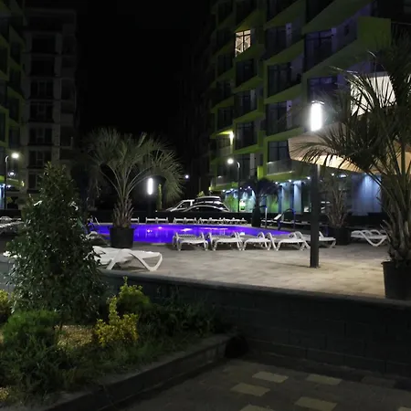 On Beach-mamaia * Năvodari