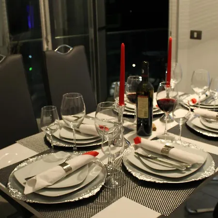 Apartment On Beach-mamaia