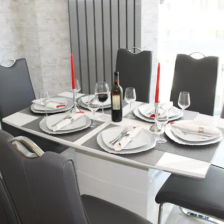 On Beach-mamaia Năvodari